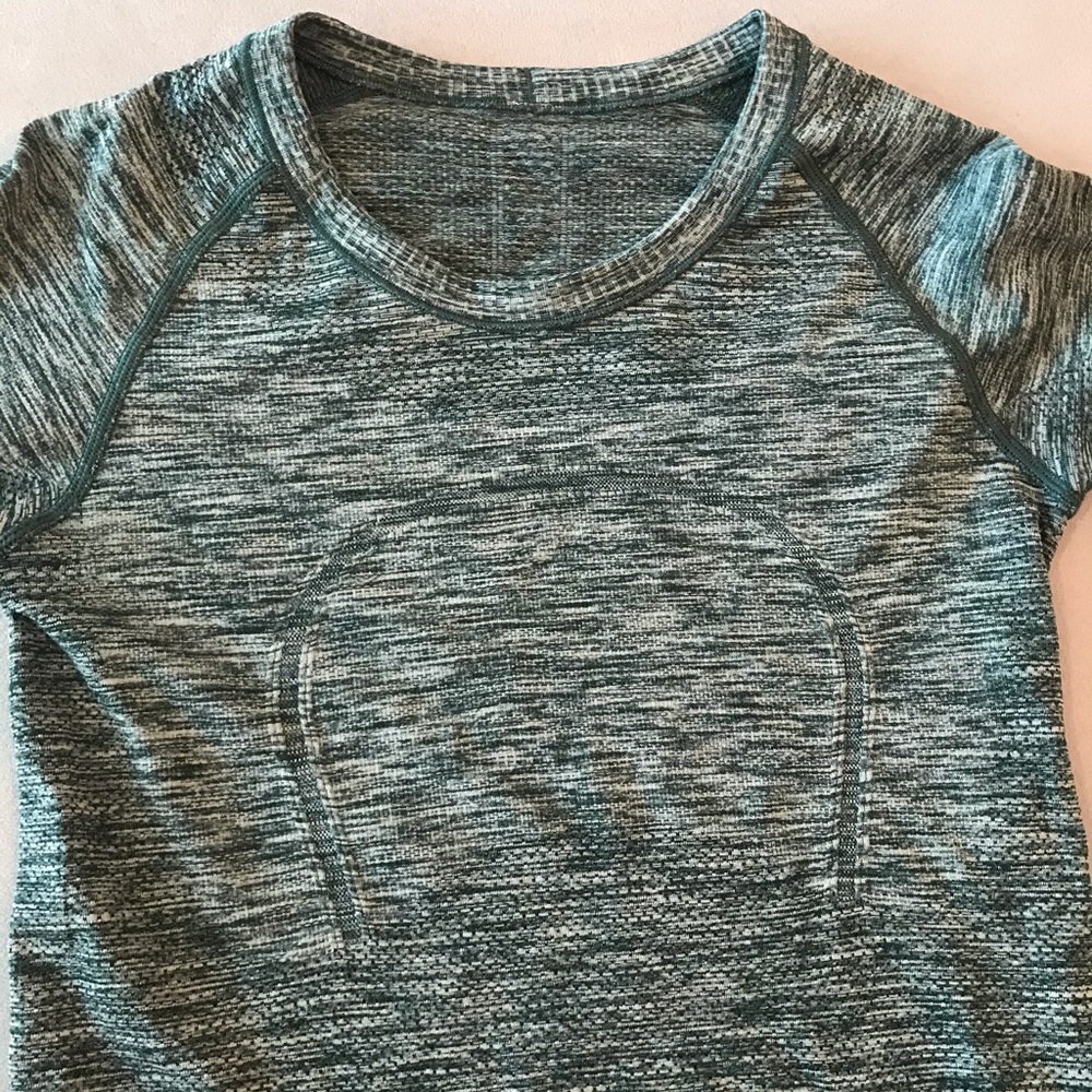 Lululemon long sleeve shirt